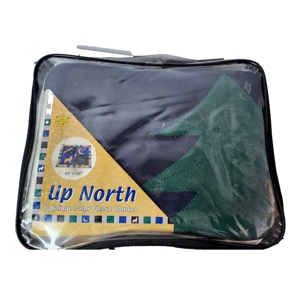 Toast and Jammies Up North Applique Polar Fleece Blanket Blue Stars Moon 43"X54" - Picture 1 of 4